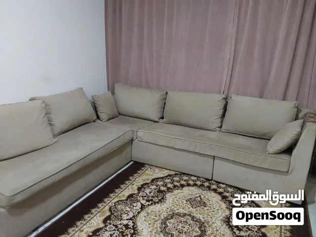 ركنه بحاله جيده جداً كالجديده للبيع  لدواعي السفر والسعر قابل للتفاوض