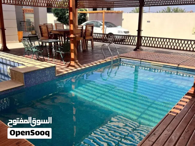 استراحة في غنيمة قريبة من البحر