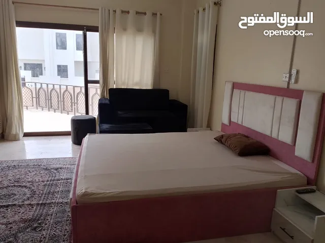 استوديو مفروش بالكامل - القرم بجوار الخدمات وقريب من الشاطئ داخل وايضا مكتبنا في منطقه الخوير......