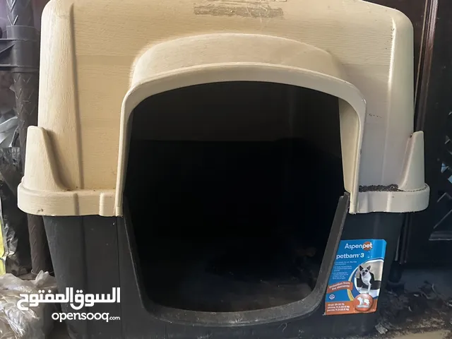 منزل قطط او كلاب صغيرة