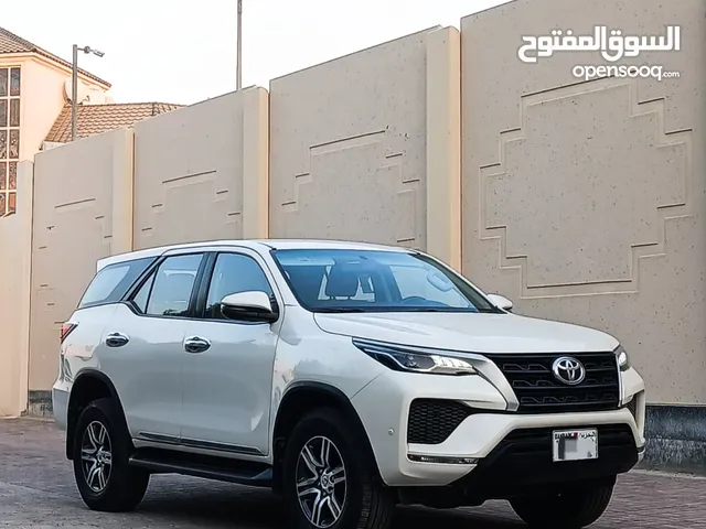 TOYOTA FORTUNER 2022 UNDER WARRANTY AGENT MAINTAINED CAR FOR SALE