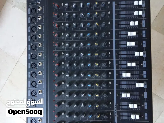 للبيع بشكل عاجل جدا مكسر صوت استعمال مدة ثلاث ايام فقط بمثابة جديد