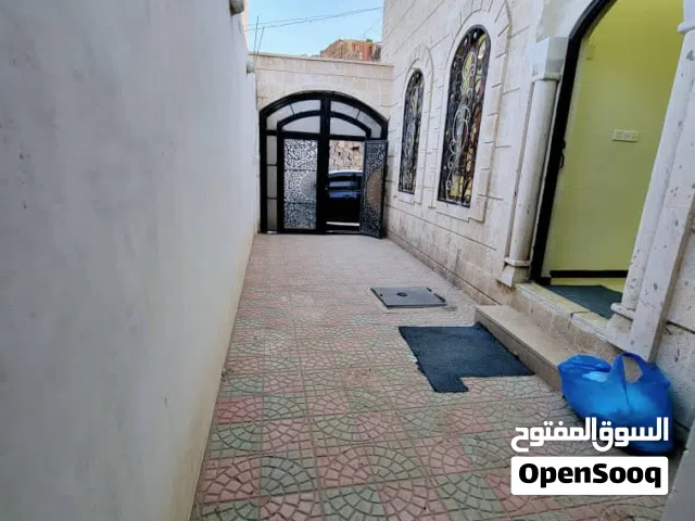 99999 m2 4 Bedrooms Villa for Rent in Sana'a Hayi AlShabab Walriyada