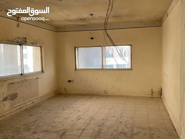 41095\مكتب تجاري للبيع في افضل مواقع السابع قرب الملكية وبسعر مميز