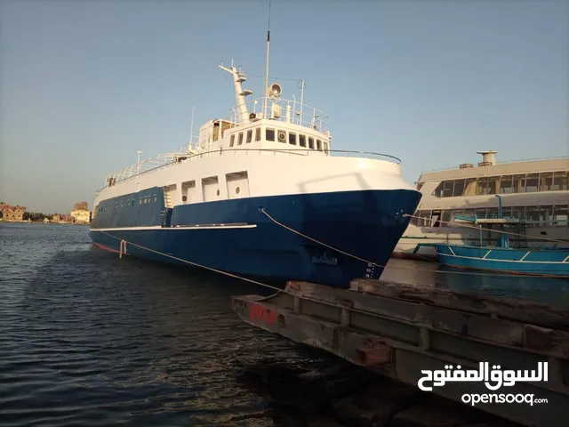 يخت سفاري للبيع بسعر لقطة