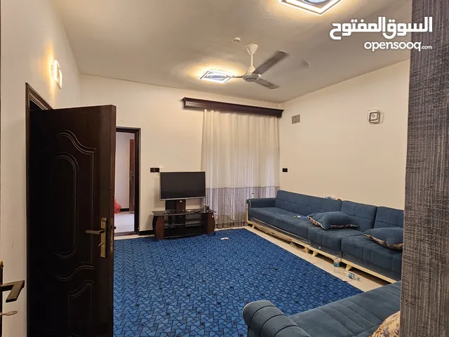400 m2 4 Bedrooms Townhouse for Rent in Basra Jaza'ir