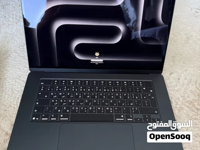 MacBook Air M4 15 inch 256GB 16GB RAM. With Apple Care Plus till 2028