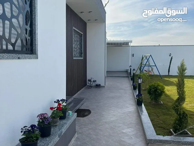 3 Bedrooms Farms for Sale in Tripoli Ain Zara