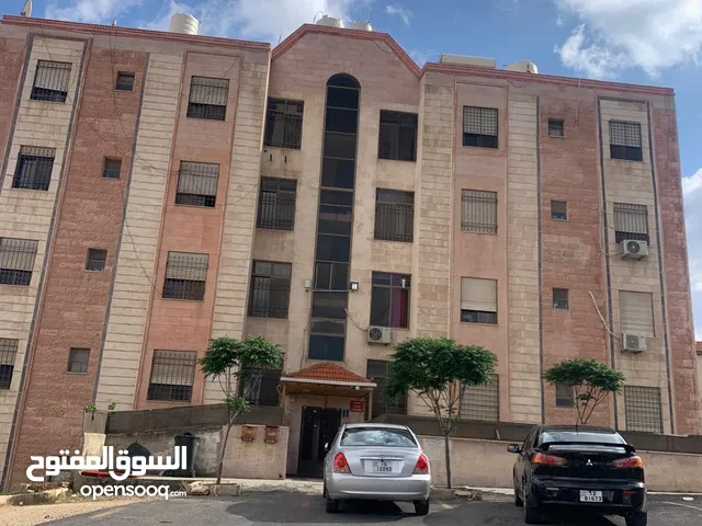 فرصة للسكن في قلب الهاشمي الشمالي شقة لقطة للبيع – 142m