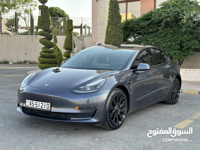 Used Tesla Model 3 in Amman