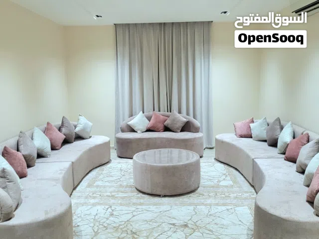 أجمل خريف في أجمل شقة راقية ونظيفة