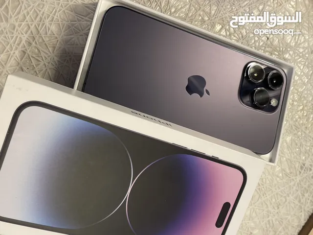 ايفون للبيع مع هدايا