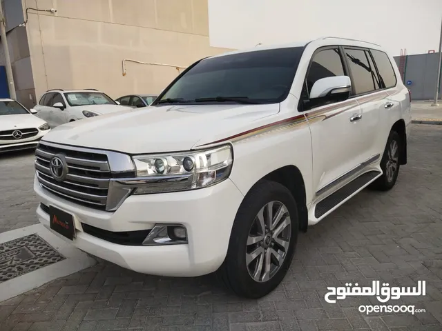 Toyota land cruiser GXR v-8 Model -2017 Km-399000 Price-135000