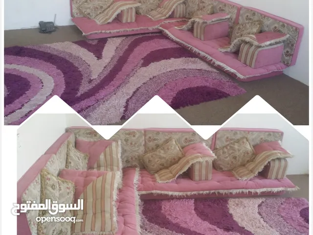 عرض مجلس ضغط مع لحافات مع زولية تركي شكل طولي او زاويه حسب الاحتياج