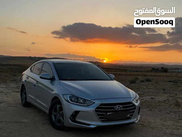 2018 Hyundai Avante SE