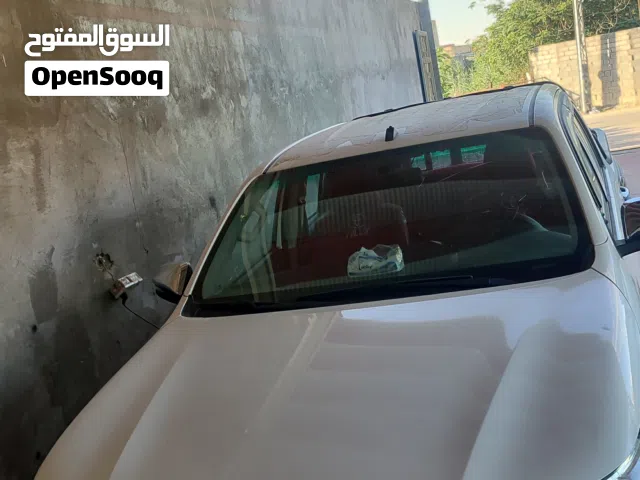 2020 Toyota Hilux DLX