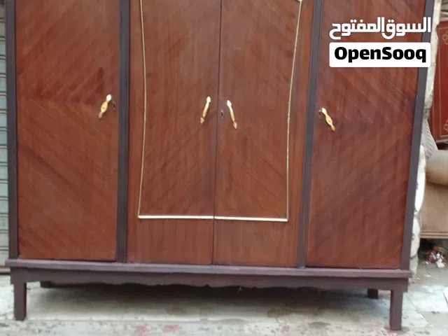 ماشاء اللھ والسعر لقطة دولاب 4درفة قوايم زان عرض 2متر وارتفاع 190سم وعمق 50سم للتواصل