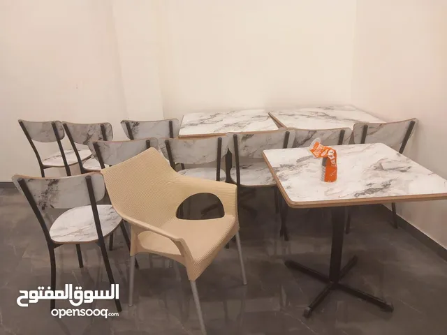 عدة مطعم مشاوي استعمال اقل شهر شبه جديد