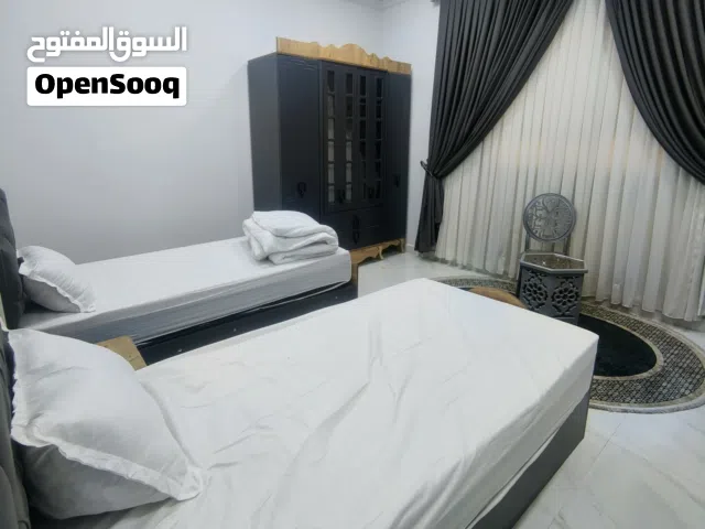 90 m2 1 Bedroom Apartments for Rent in Basra Juninah
