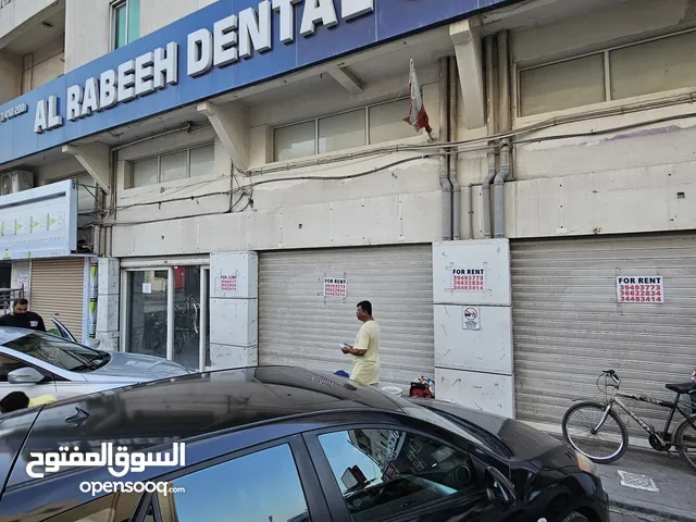 Showroom / Shops for rent in Souq Waqef