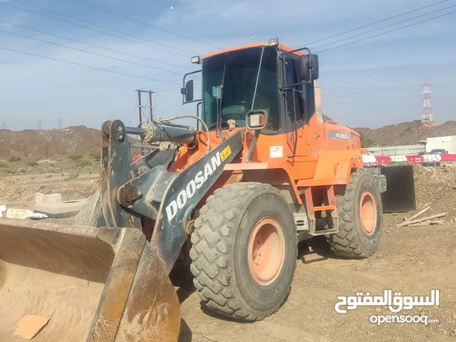 2017 Other Lift Equipment in Al Dakhiliya