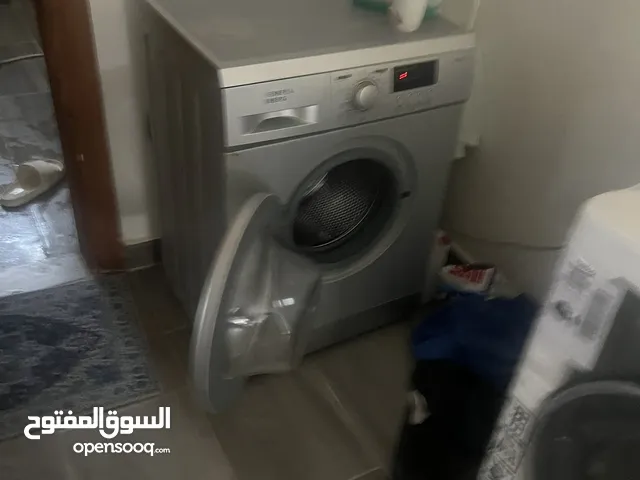 غسالة اوتاماتيك للبيع شغالة بحالة جيدة