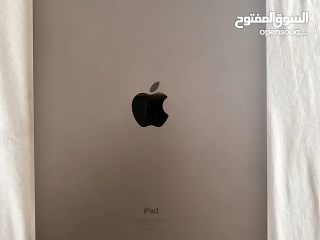 Apple iPad 128 GB in Muscat