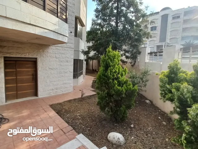 700 m2 4 Bedrooms Apartments for Rent in Amman Deir Ghbar