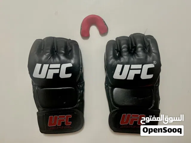 قفازات للفنون القتاليه