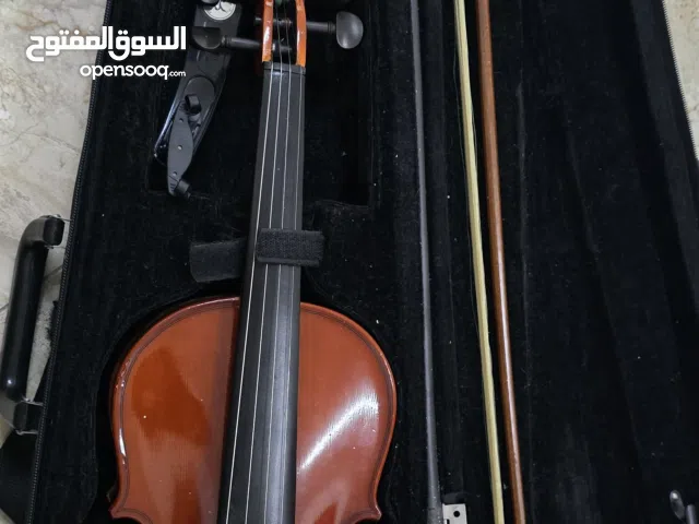 Suzuki student Violin with sholder support