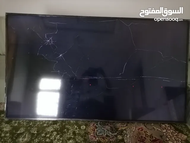 تلفاز سوني 65 بوصه كسر بالشاشه كما هو واضحscreen is broken
