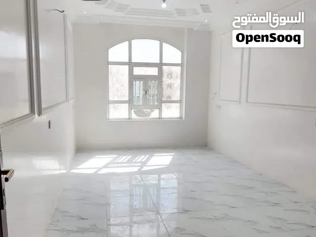 1000 m2 3 Bedrooms Apartments for Rent in Sana'a Moein District