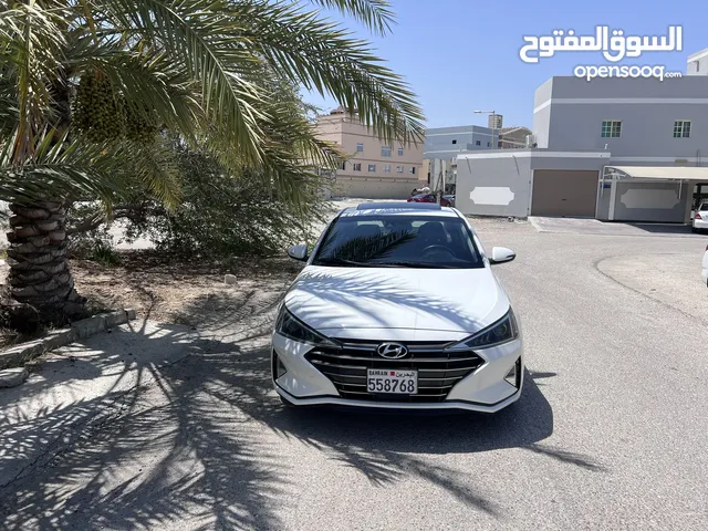 Used Hyundai Elantra in Northern Governorate