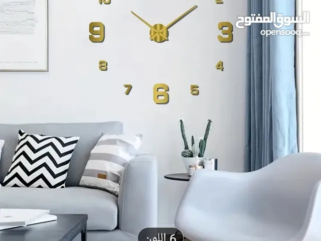 ساعة حائط بأنواع والوان مختلفه