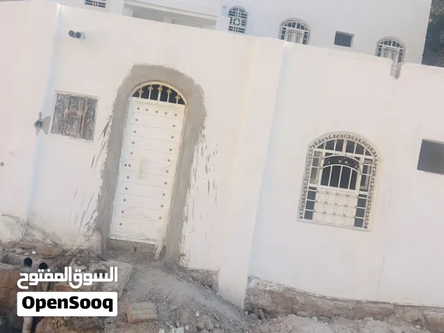 128 m2 3 Bedrooms Townhouse for Sale in Seiyun Other