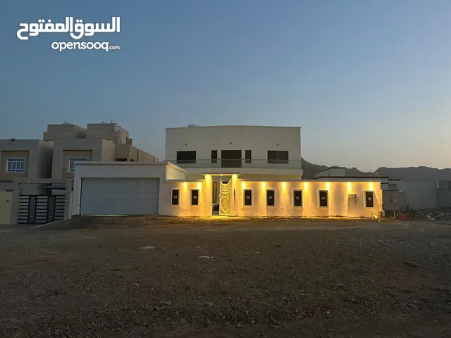 615 m2 4 Bedrooms Townhouse for Sale in Muscat Amerat