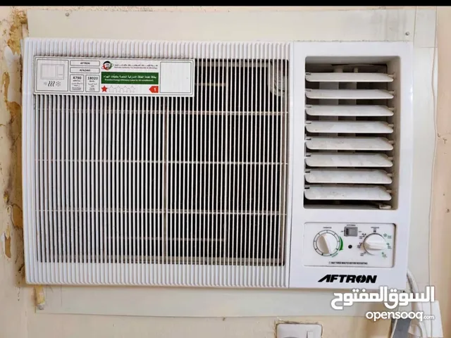window AC 1.5 ton it is very nice condition