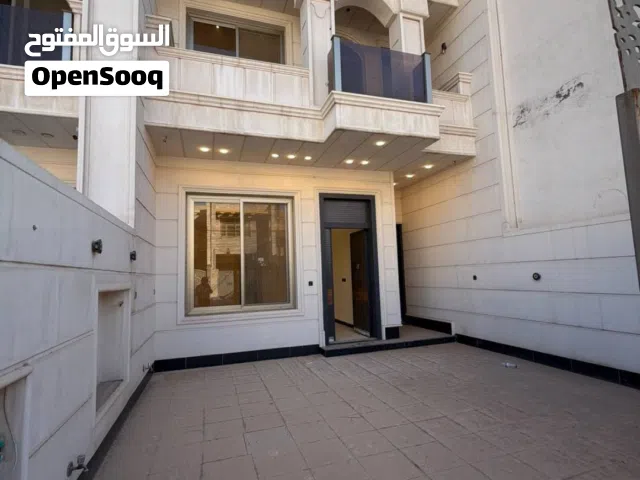 200 m2 4 Bedrooms Townhouse for Rent in Baghdad Arasat AlHindiya