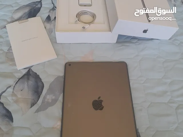iPad 9 64GB (silver color) // آيباد 9 64 مساحة التخزين (لون سلفر)