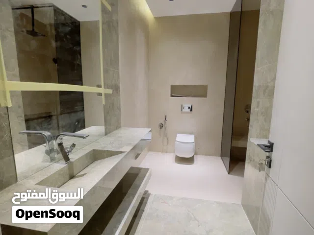 شـقـة كبيرة تشطيب حديث وبتصميم 2026  للبيع