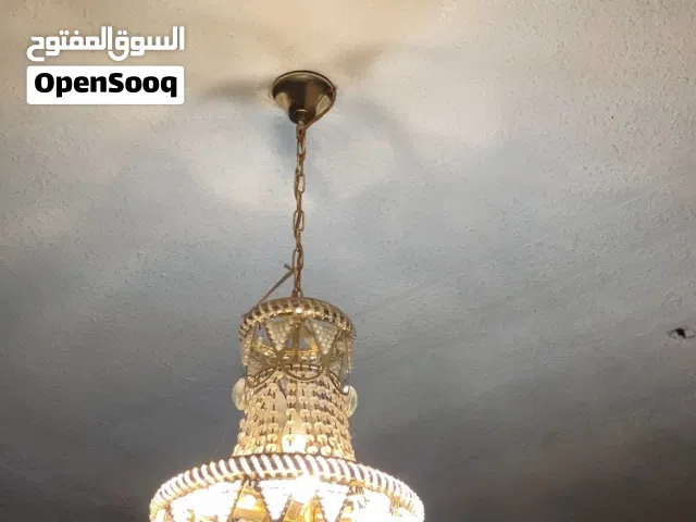 ثريات للبيع