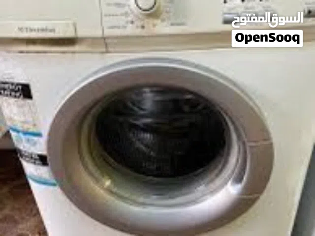 غسالة بحالة ممتازة 7 كيلو