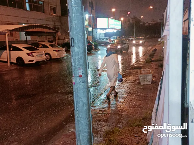 غرفه تحتاج مشاركه عرب فقط...