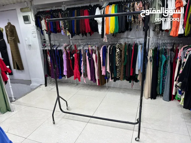 استاندات ملابس متر و نص