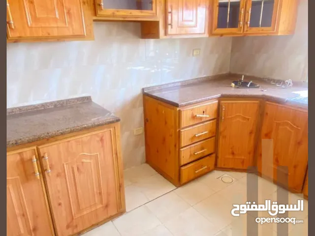 121 m2 3 Bedrooms Apartments for Sale in Amman Al Bayader