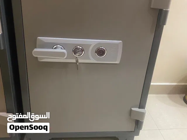 خزنات للبيع