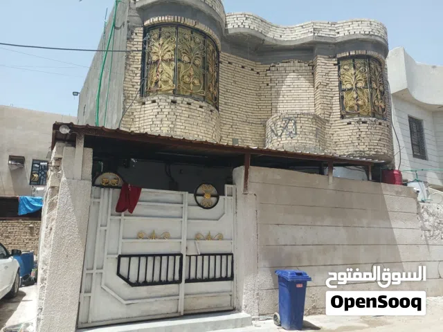 124 m2 4 Bedrooms Townhouse for Sale in Basra Al Ribat