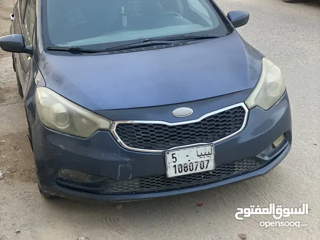 Used Kia Cerato in Tripoli