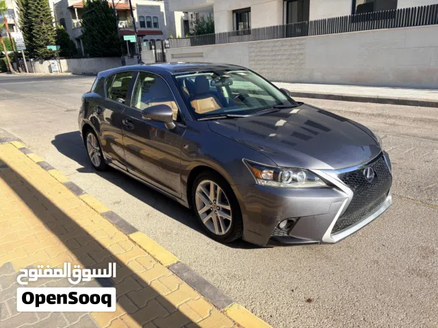 2016 لكزس CT CT 200 F Sport