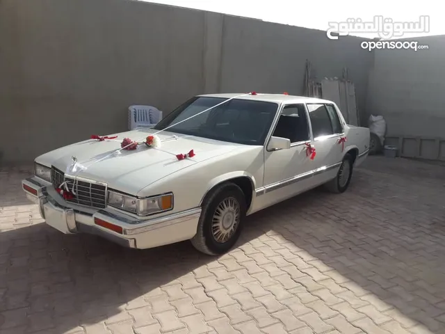 Used Cadillac DTS/De Ville in Benghazi